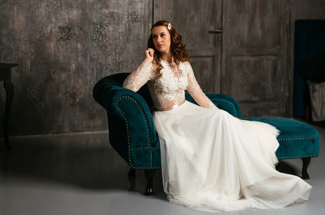 kétrészes menyasszonyi ruha